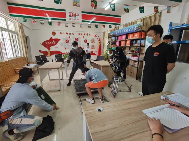同江市广告片拍摄公司：极简主义践行者，少即是多的视觉哲学